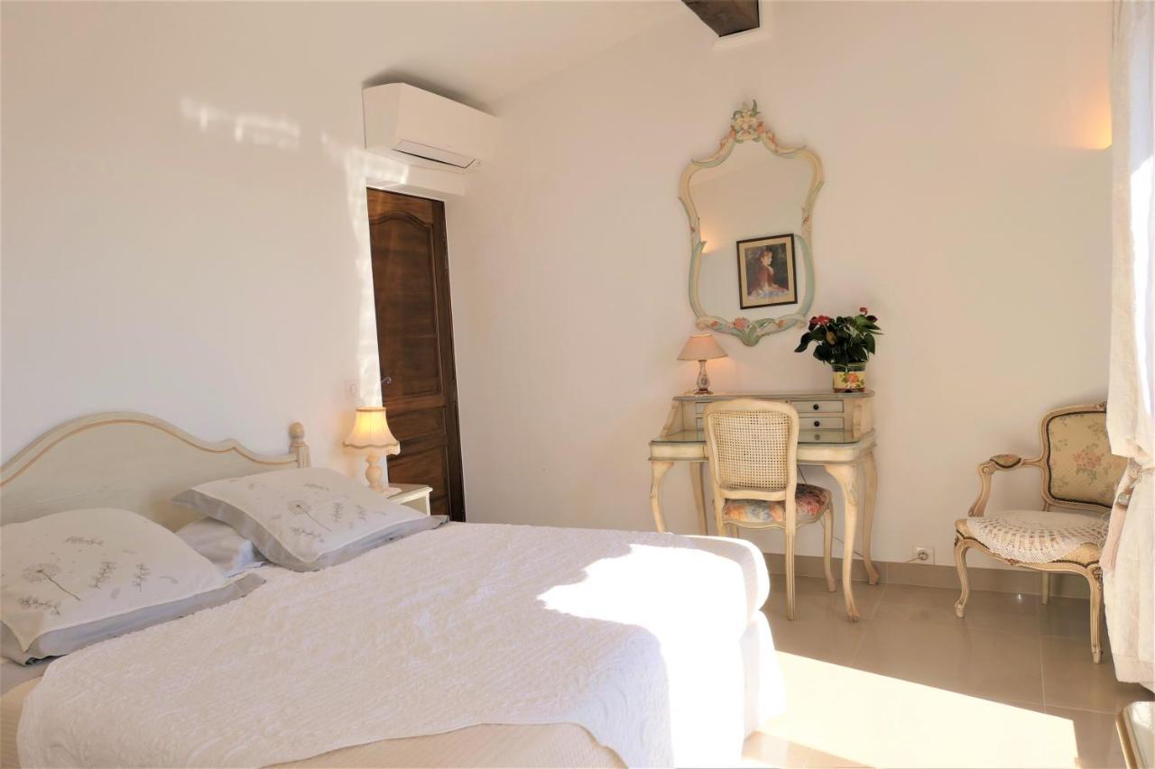 La Bastide Des Pins Bed & Breakfast ว็องส์ ภายนอก รูปภาพ